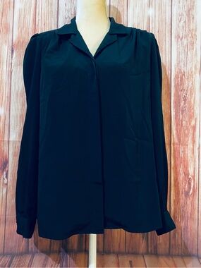 Women’s Size 8 Blouse Philippe Marques Black Button Down Long Sleeves Satin